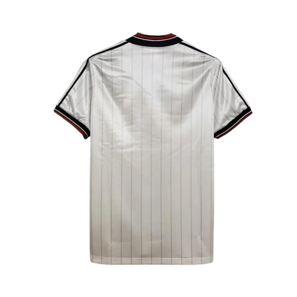 Manchester United Visitante 83/84