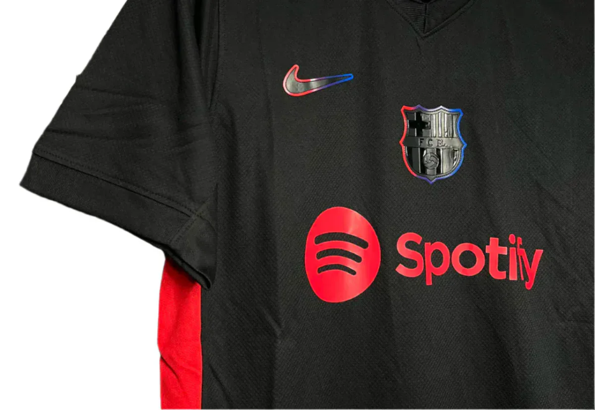 Barcelona Visitante 24/25