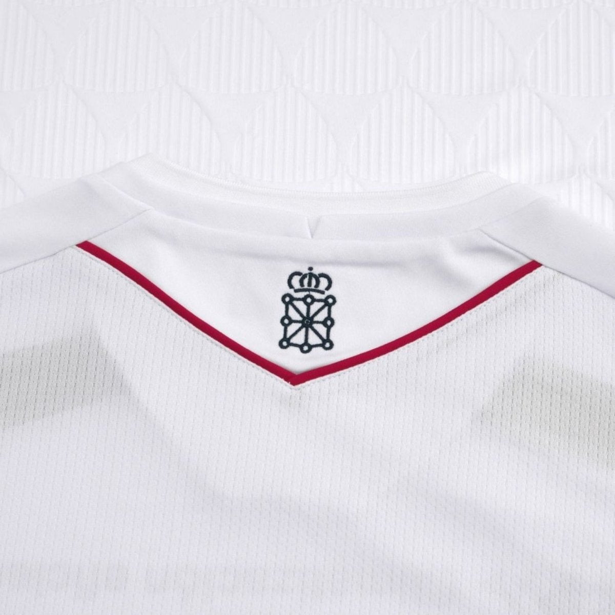 Osasuna Terceiro 25/26