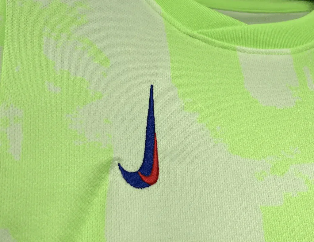 Kit de Criança - Barcelona Tercera 24/25