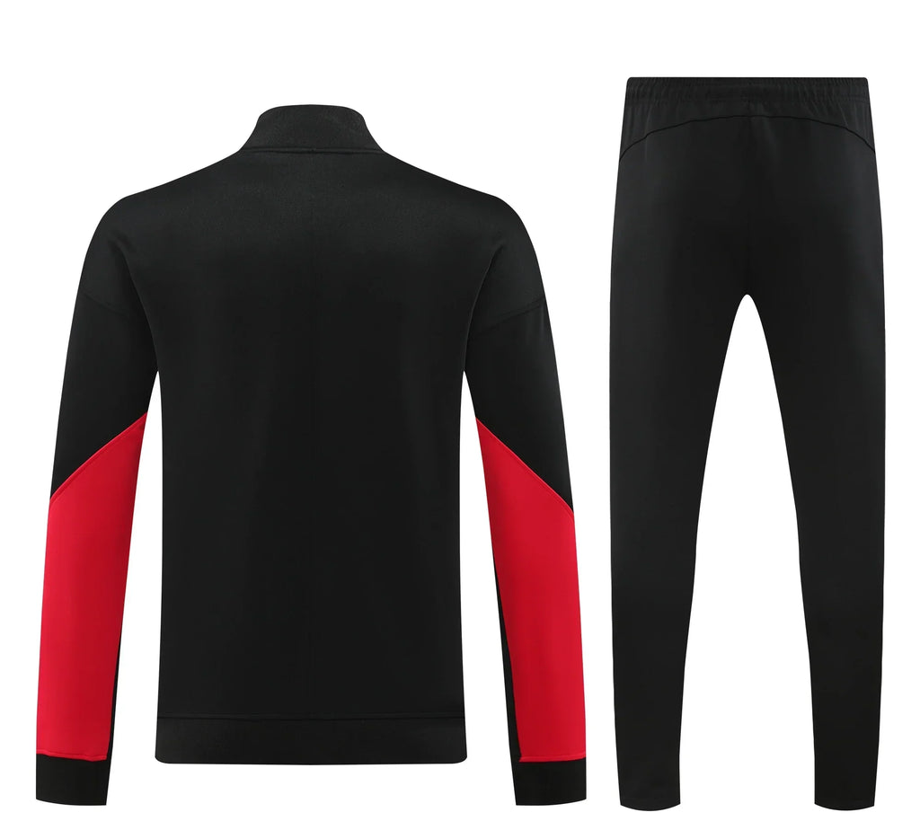 Liverpool 24/25 - Conjunto de entrenamiento con cremallera completa
