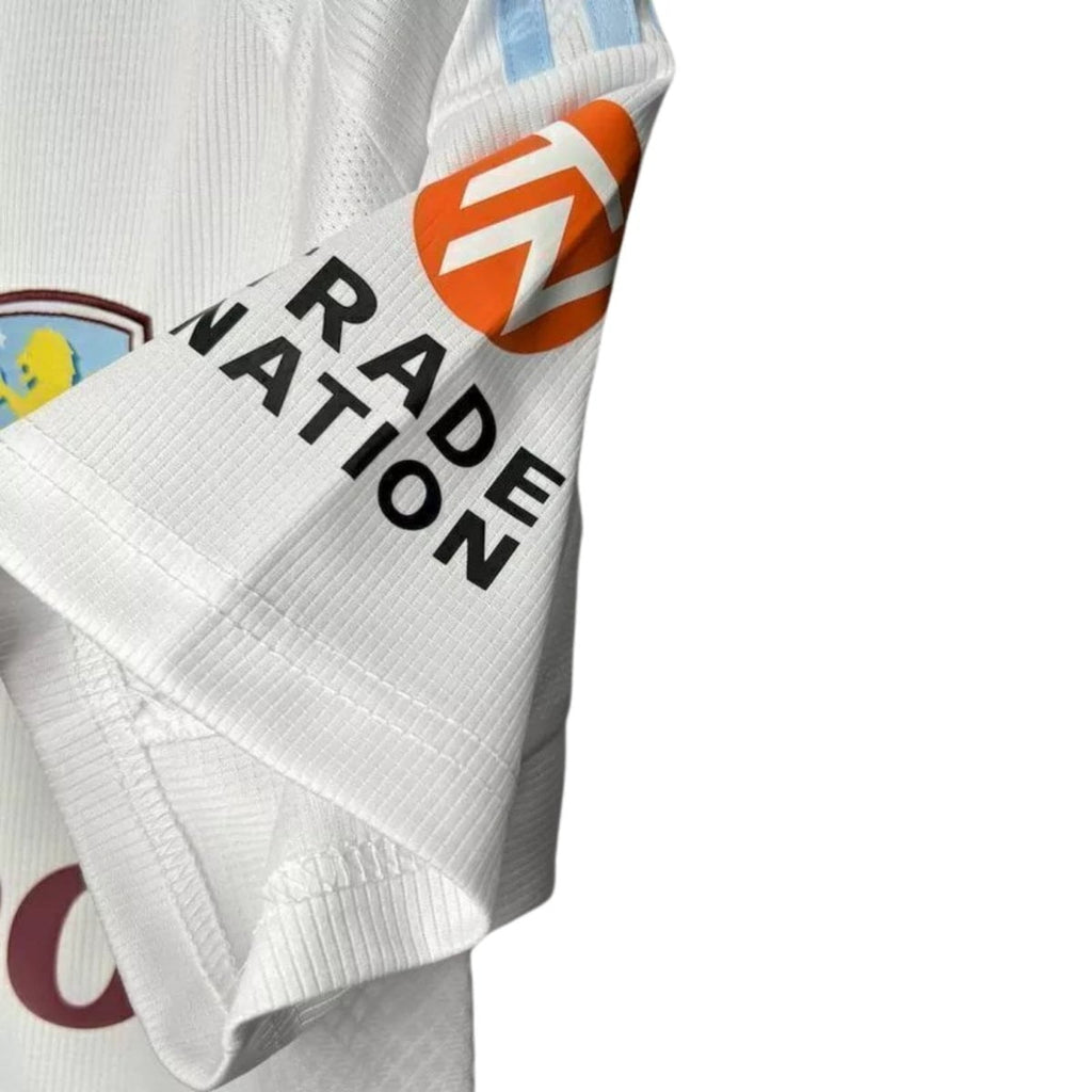 Aston Villa Visitante 24/25