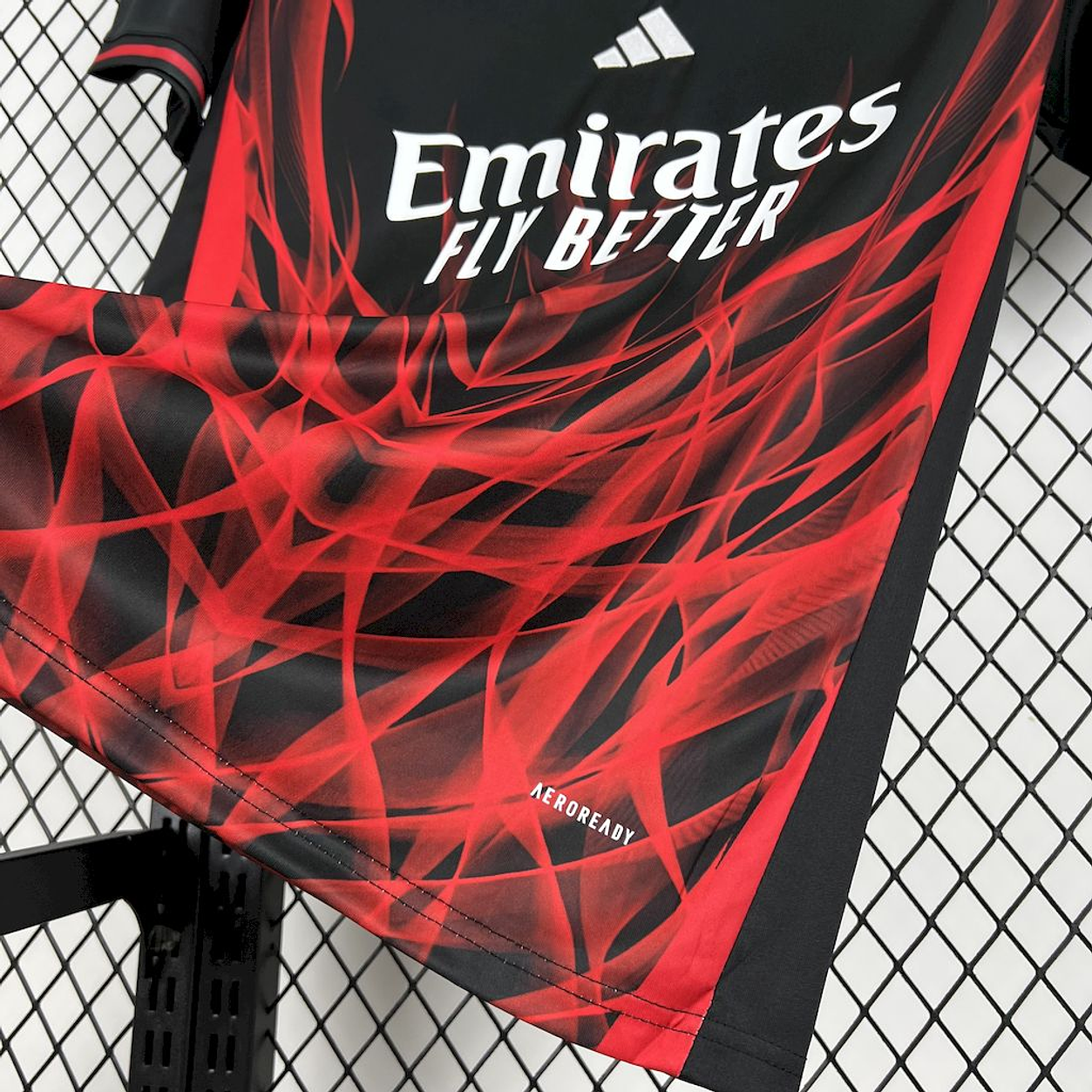 Camisola concept vermelha e preta 25/26