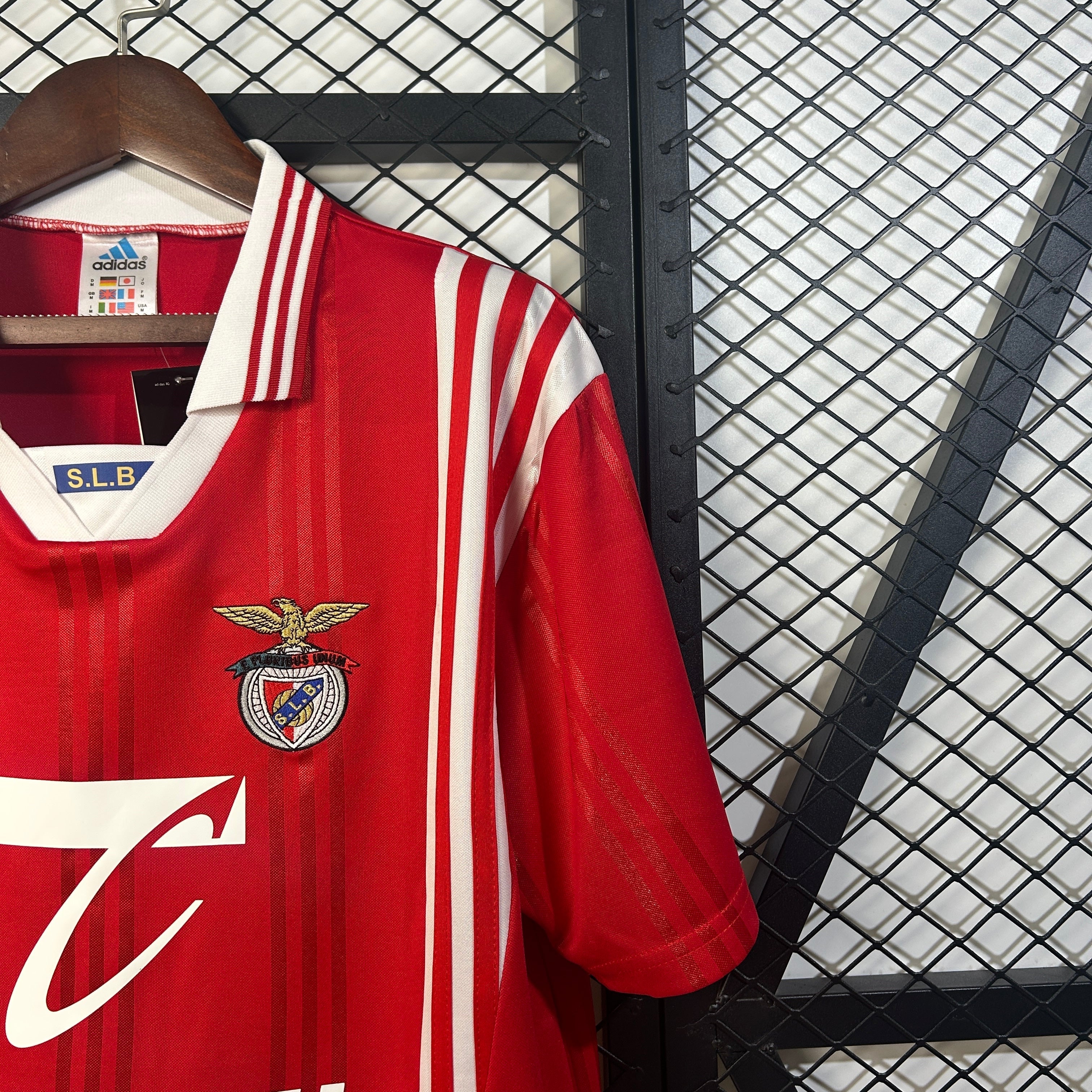 Camisola retro vermelha Local 1997/98