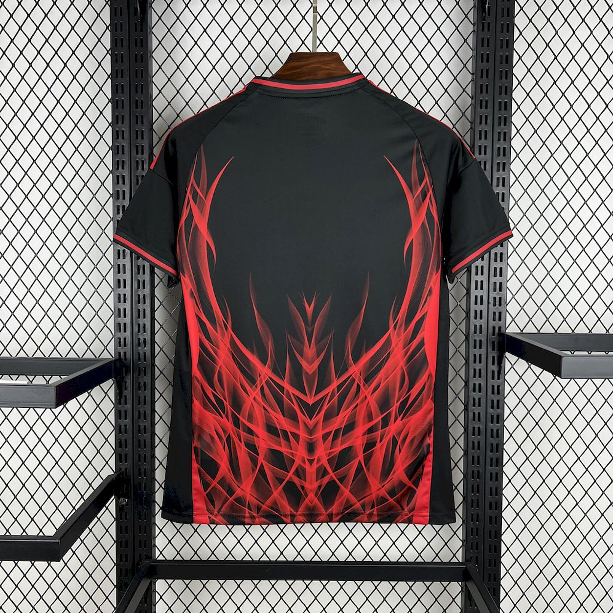 Camisola concept vermelha e preta 25/26