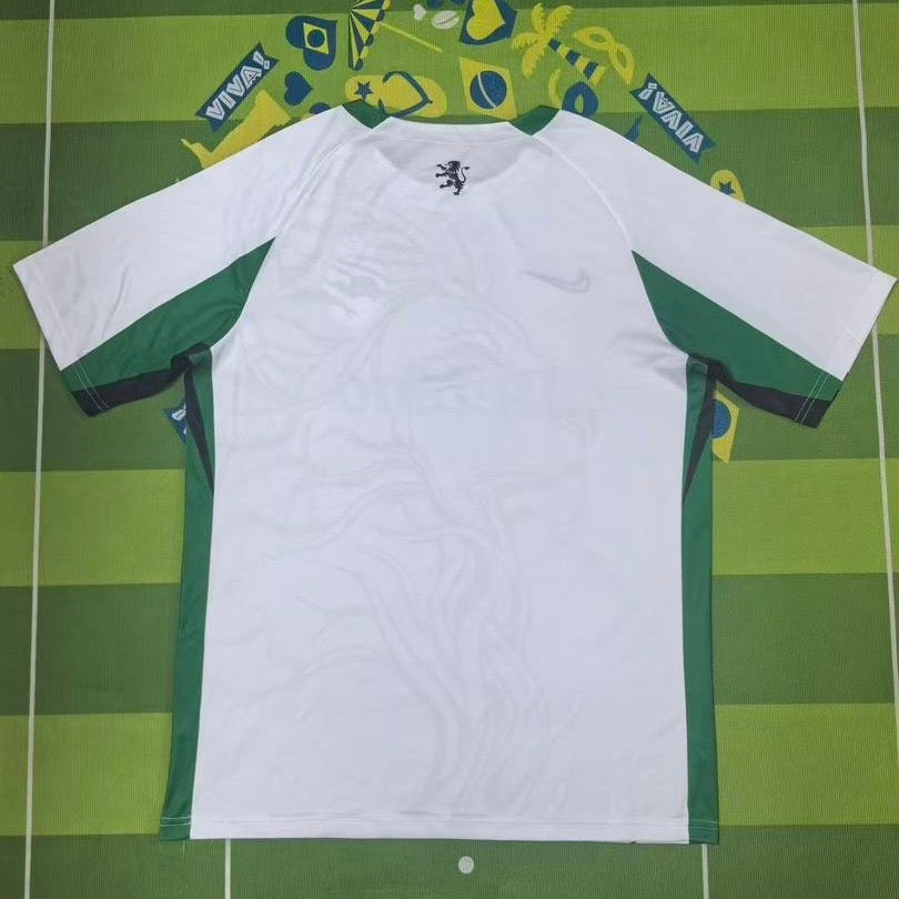 Camisola leão concept branca e verde 25/26