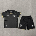 Conjunto infantil Vitória de Guimarães preta 24/25