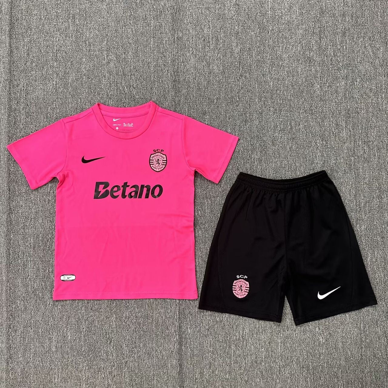 Conjunto infantil OCTOBER PINK 24/25