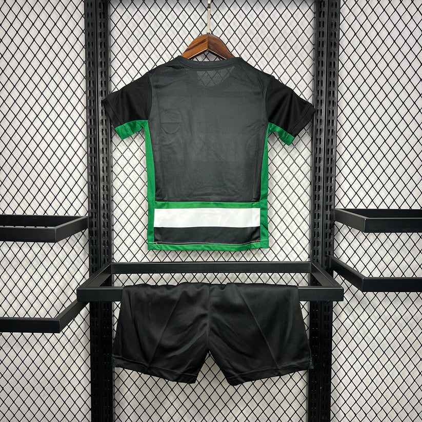 Conjunto infantil Local verde/branco/preto 24/25