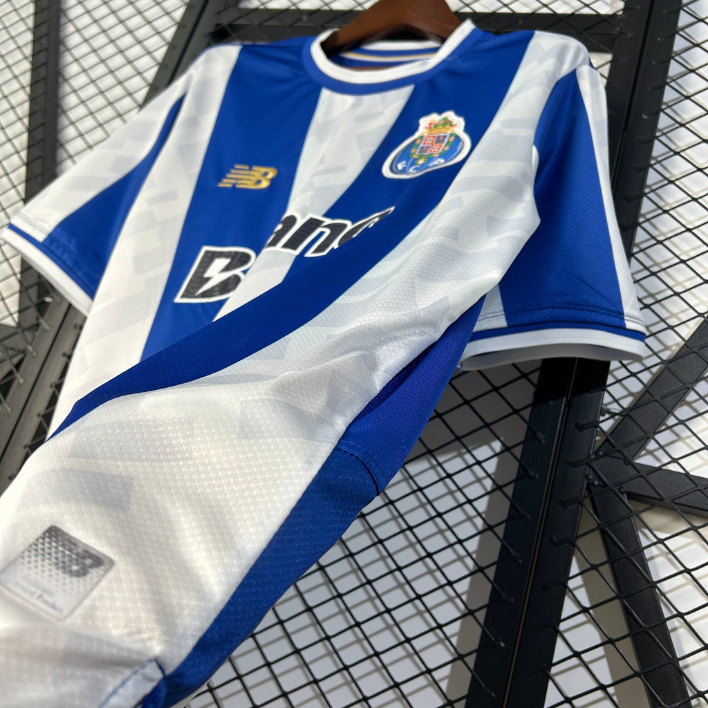 Camisola primeiro equipamento azul/branco 25/26 Emblema bordado