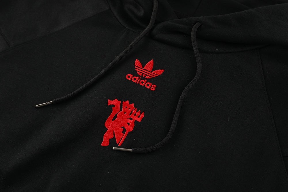 Manchester United 24/25 - Conjunto de entrenamiento con capucha