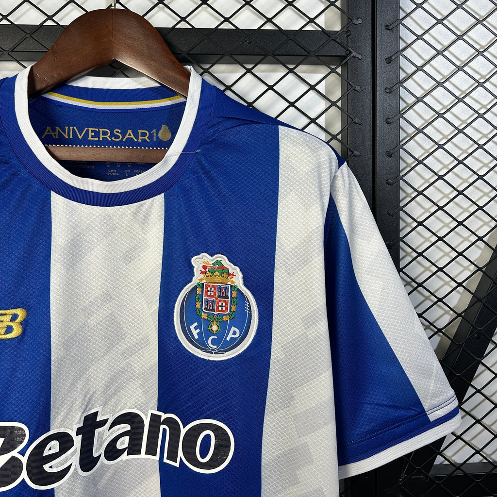 Camisola primeiro equipamento azul/branco 25/26 Emblema bordado