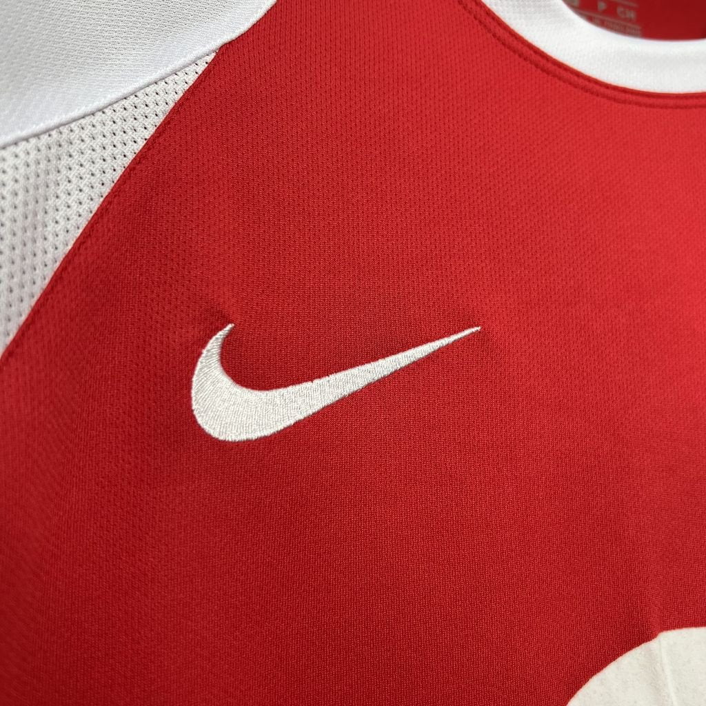 Arsenal Local 02/03